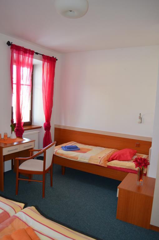Hotel U Kapra Lázně Bělohrad Εξωτερικό φωτογραφία