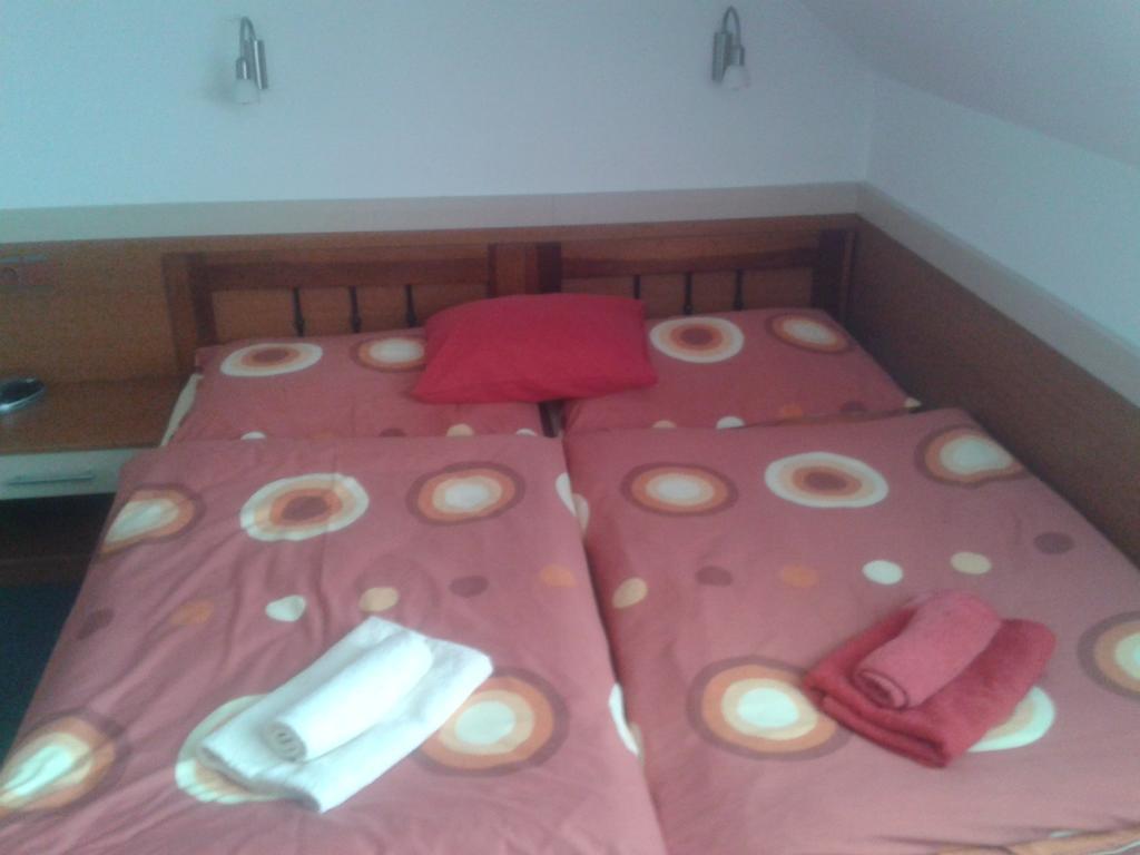Hotel U Kapra Lázně Bělohrad Δωμάτιο φωτογραφία