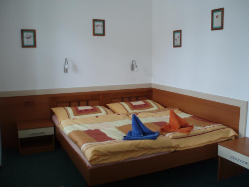 Hotel U Kapra Lázně Bělohrad Εξωτερικό φωτογραφία