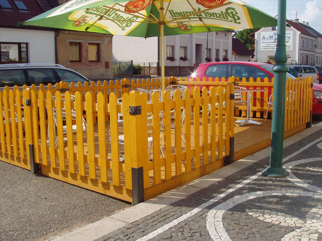 Hotel U Kapra Lázně Bělohrad Εξωτερικό φωτογραφία